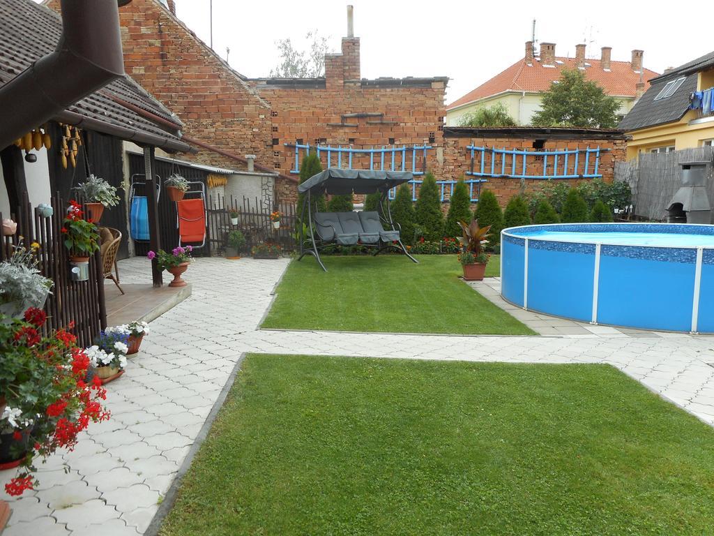 Slovácká chalupa Ratiskovice Esterno foto